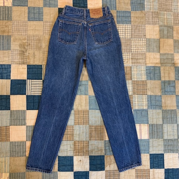 Vintage Levi’s 501 High Rise Straight Leg Jeans - Picture 4 of 8